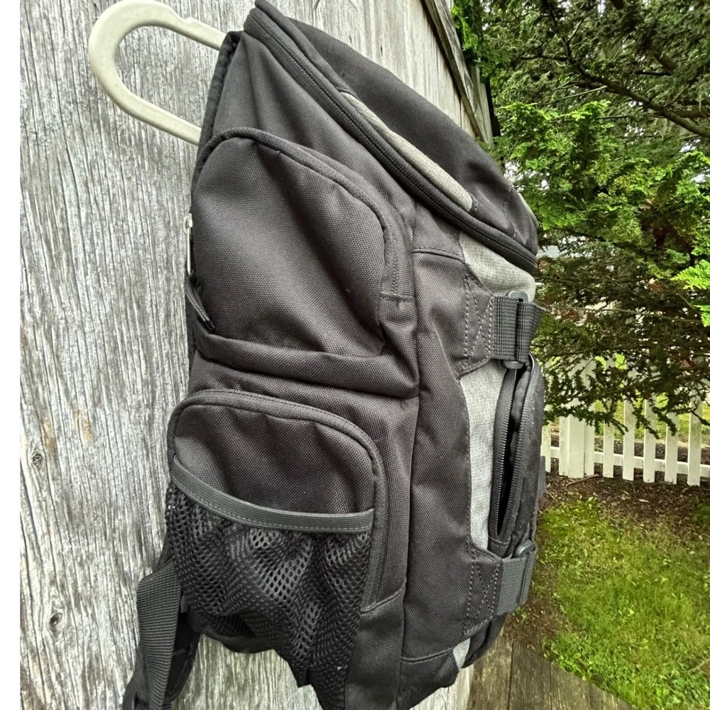 Oakley Icon 2.0 Backpack Black Gray Tactical Utility Rucksack Bag Biker Skater